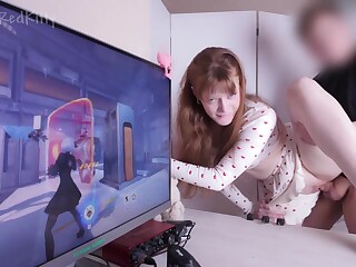 SubmiRedKitty follada de perrito en escritorio